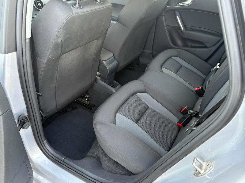 Audi A1 Sportback 1.4 tdi Sport 90 CV s-tronic ADATTA NEOPATENTATI