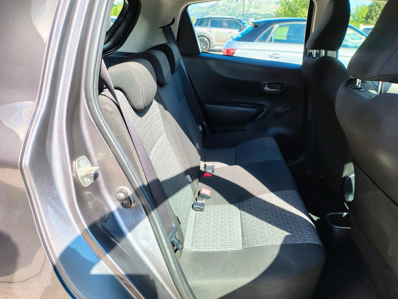 Toyota Yaris 1.0 5 porte Lounge