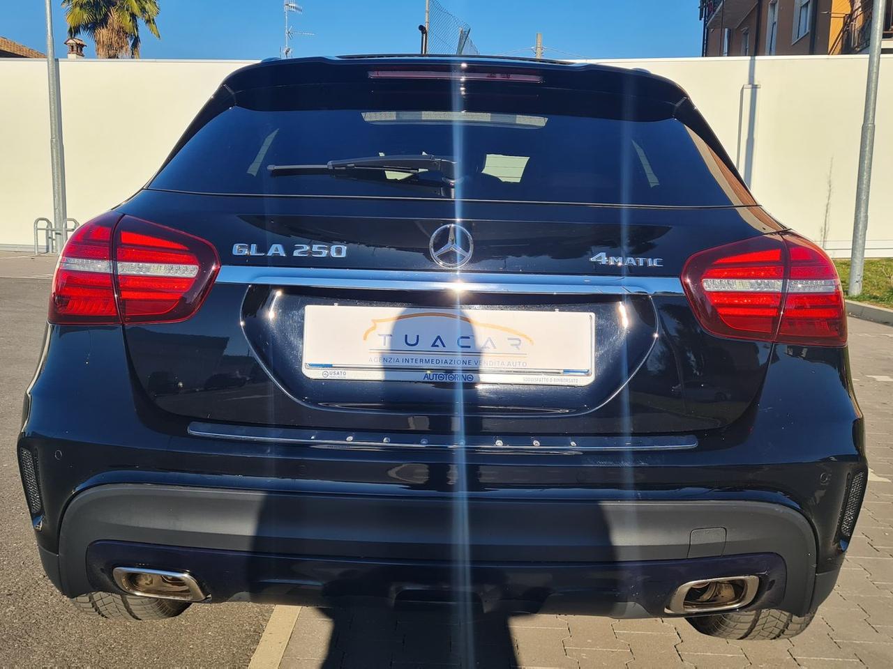 Mercedes-Benz GLA 250 Premium #8103