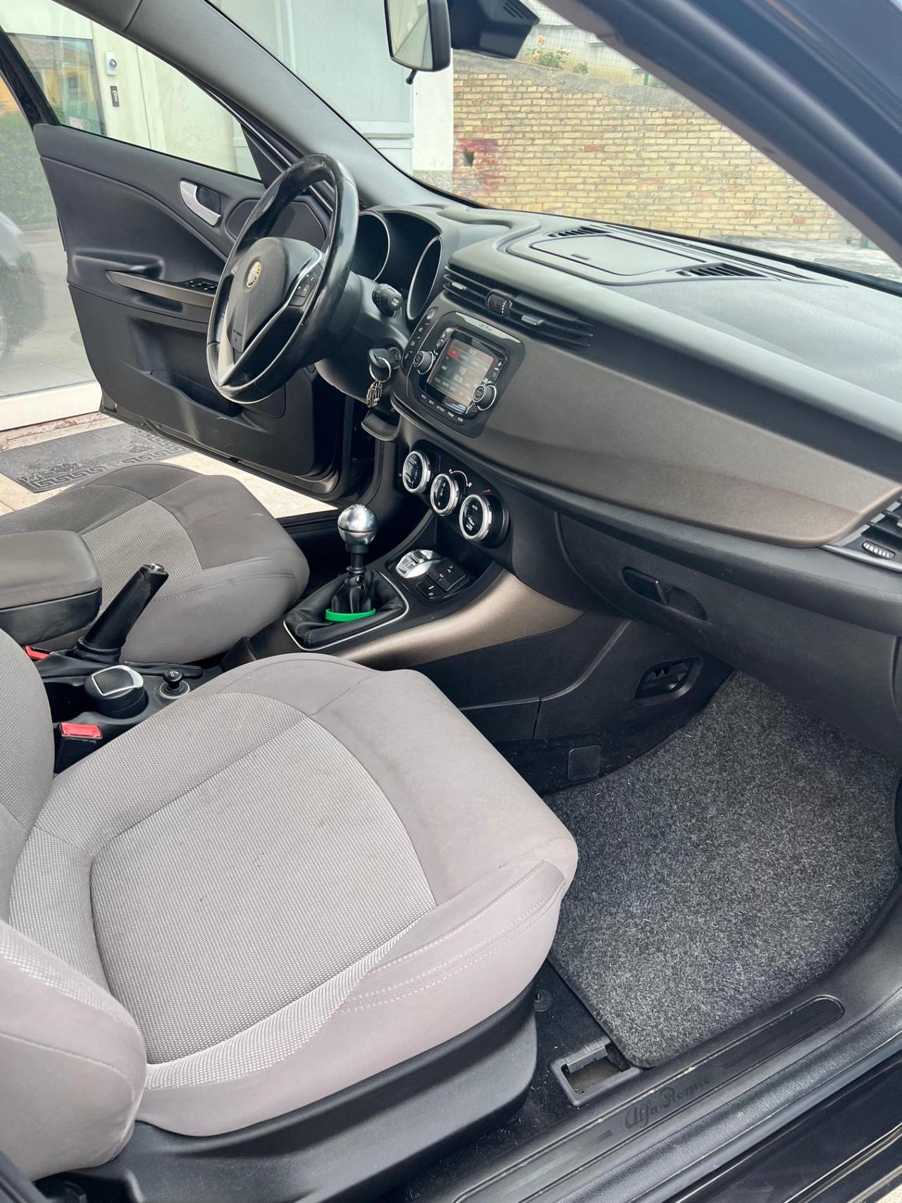Alfa Romeo Giulietta 1.6 JTDm-2 120 CV Exclusive