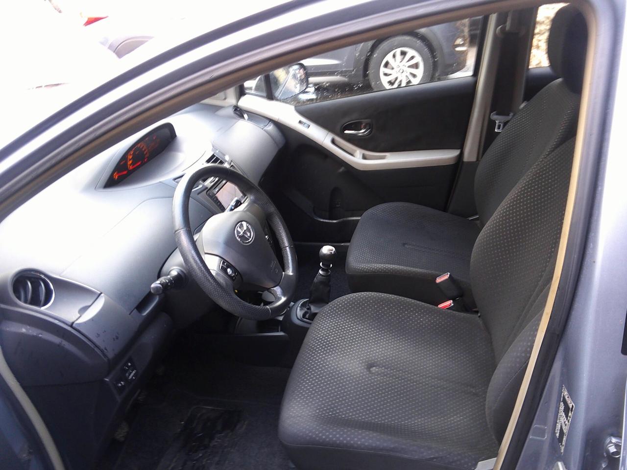 Toyota Yaris 1.3 5 porte Sol