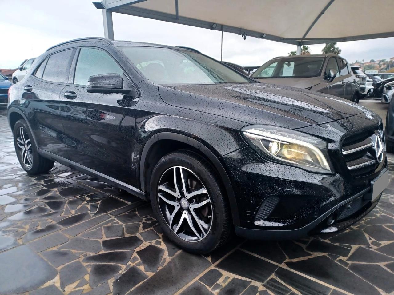 Mercedes-benz GLA 200 d Automatic Premium