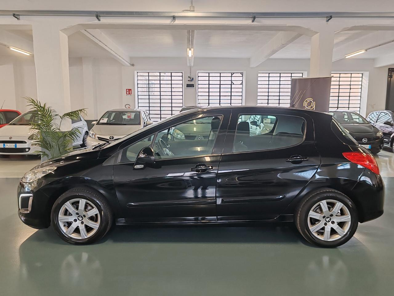 Peugeot 308 1.6 VTi 120CV 5p. Tecno