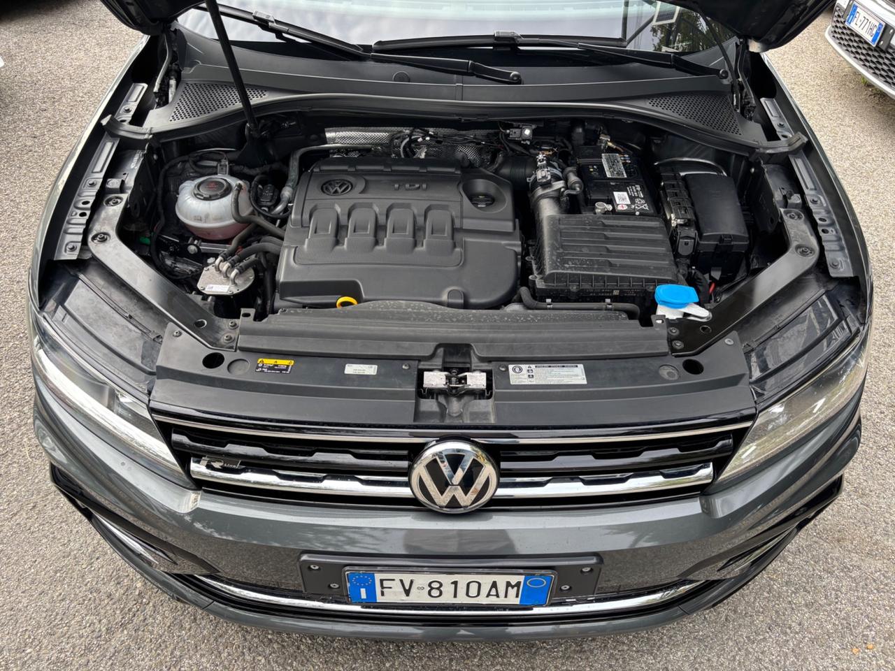 Volkswagen Tiguan 1.6 TDI R-Line sport