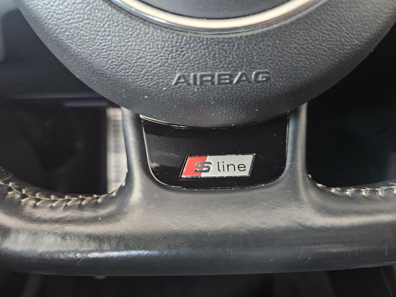 Audi Q3 2.0 TDI 184 CV S tronic quattro S-Line Competition