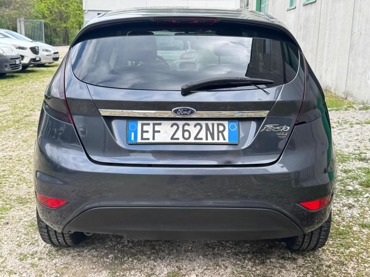 Ford Fiesta 1.4 TDCi 70CV 5 porte Titanium NEOPATENTATI