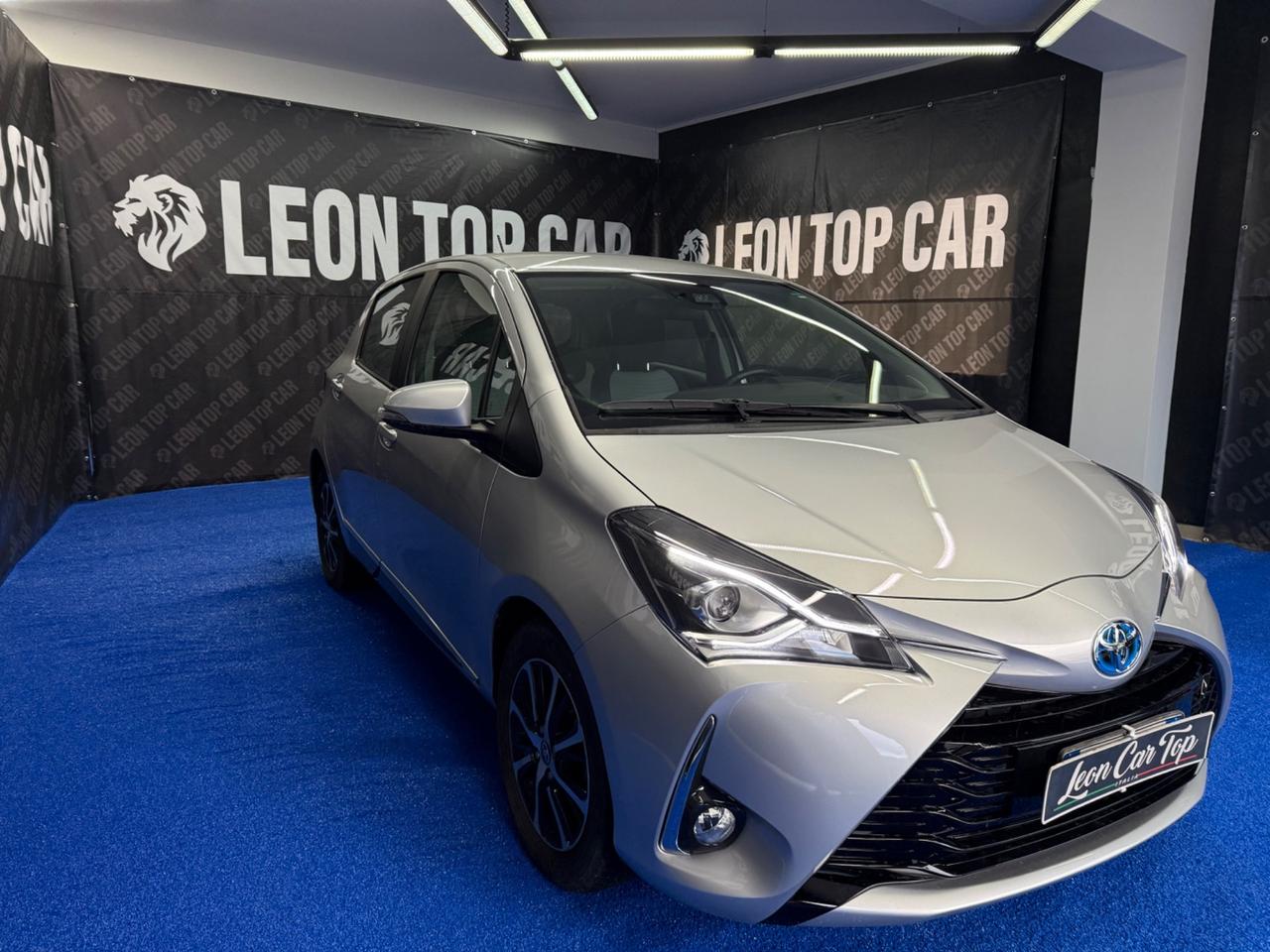 Toyota Yaris benzina hybrida Automatico km 18 mila garanzia 2028
