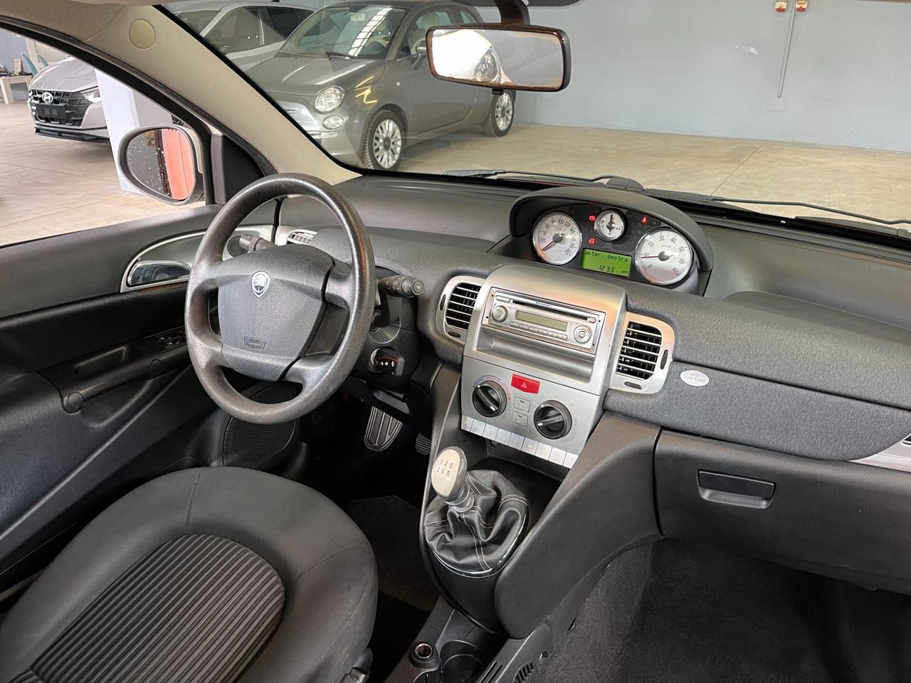 Lancia Ypsilon 1.2cc BENZ 60cv - OK NEOPATENTATI