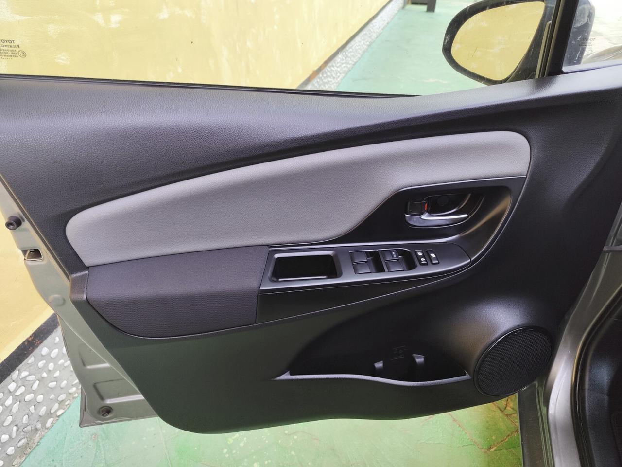 Toyota Yaris 1.5 Hybrid 5 porte Active