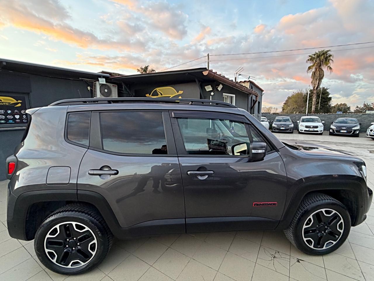 Jeep Renegade 2.0 Mjt 170CV 4WD Active Drive Low Trailhawk