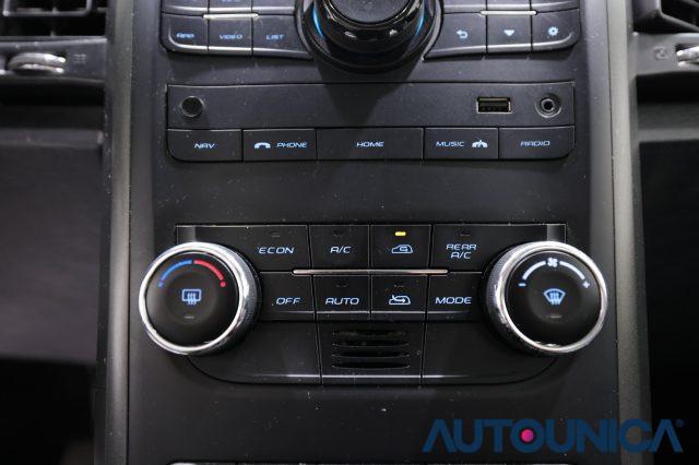 MAHINDRA XUV500 2.2 16V FWD W10 FARI LED 7 POSTI FARI LED