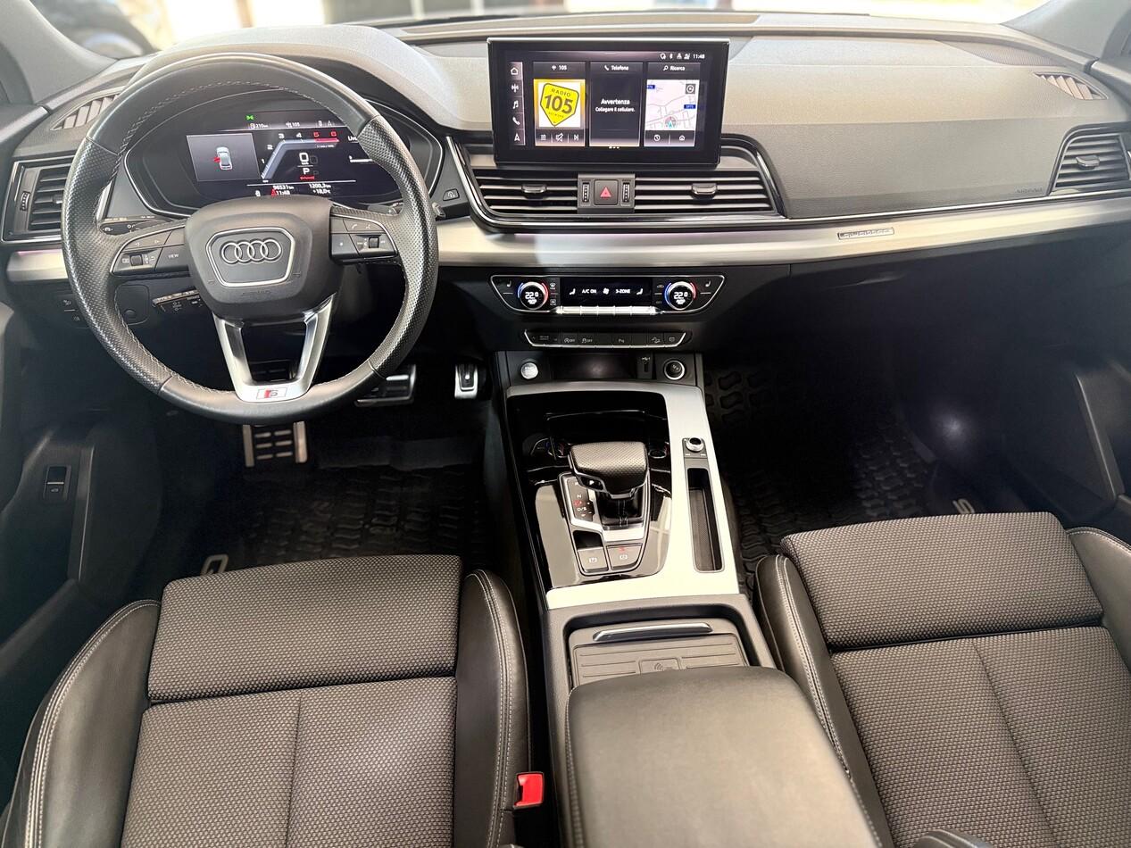 Audi Q5 Sportback 40 2.0 tdi mhev 12V S line quattro s-tronic