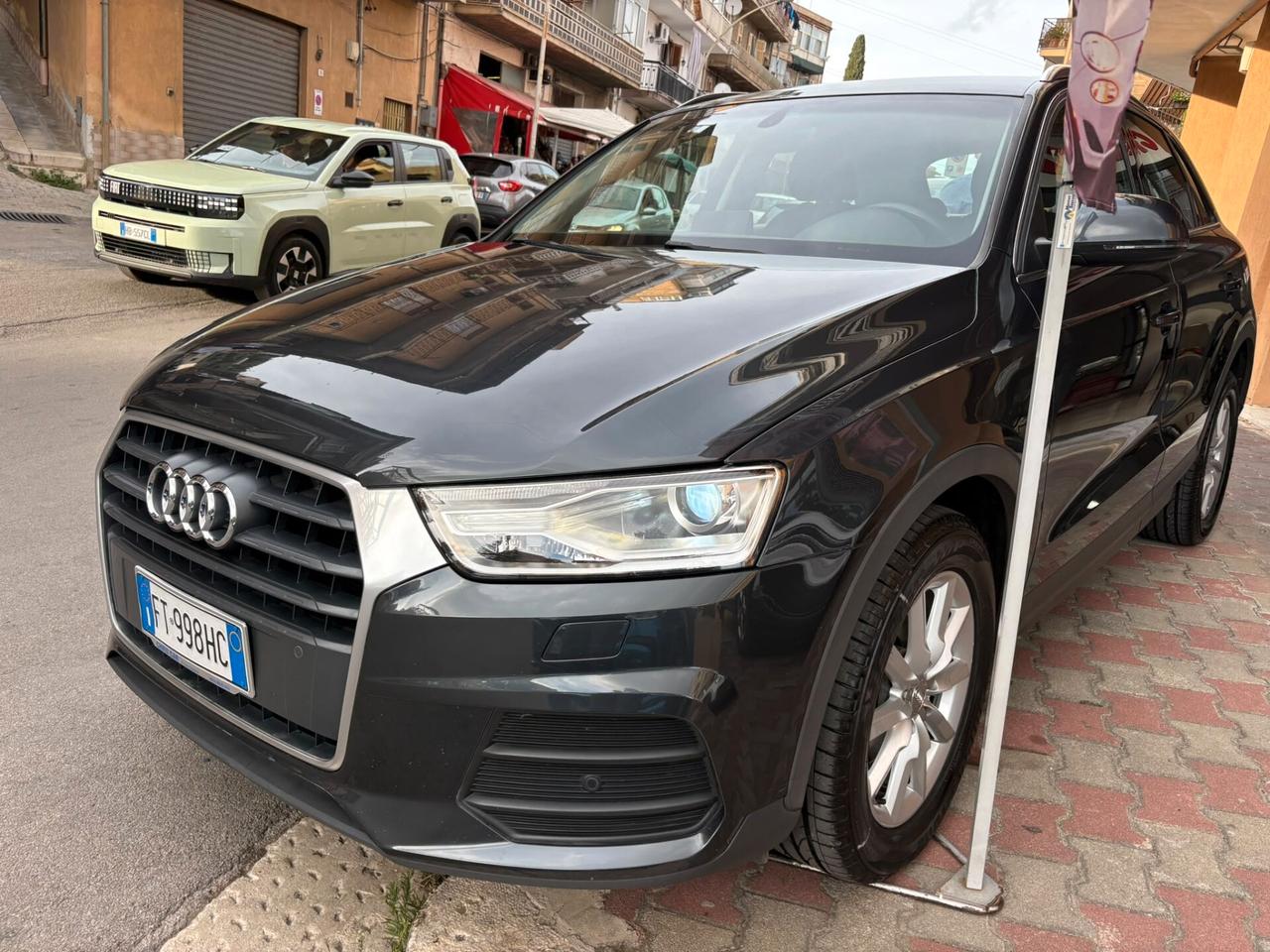 Audi Q3 2.0 TDI 120 CV Business