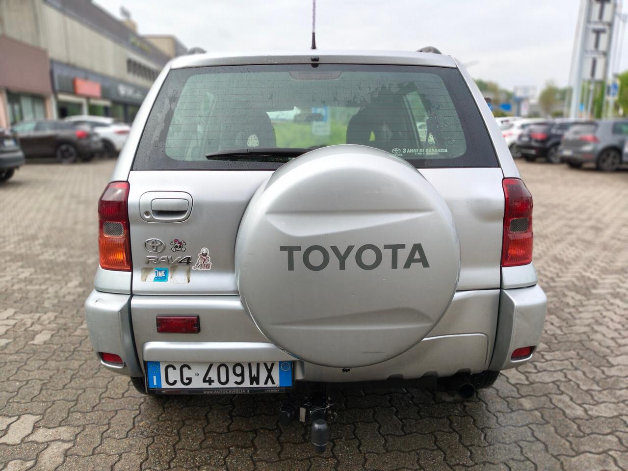 Toyota RAV 4 2.0 D-4D 5p Sol + Gancio