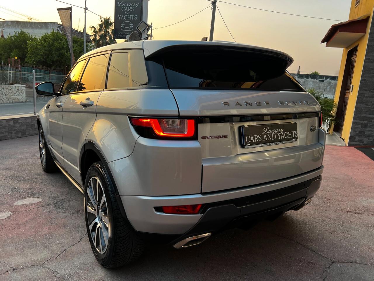 Range Rover Evoque 2.0 150 CV Dynamic-RESTAYLING