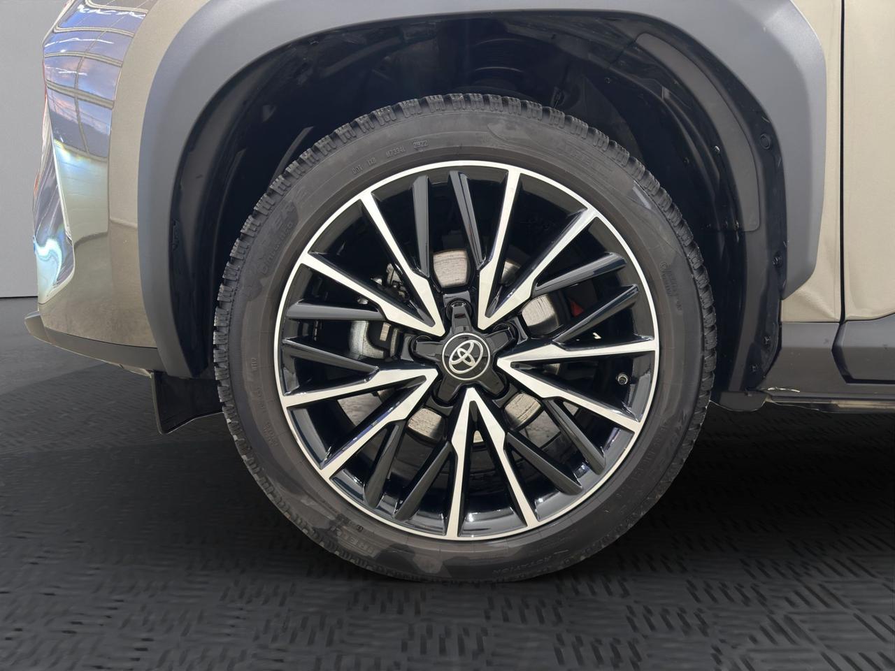 Toyota Yaris Cross 1.5h Lounge fwd 116cv e-cvt