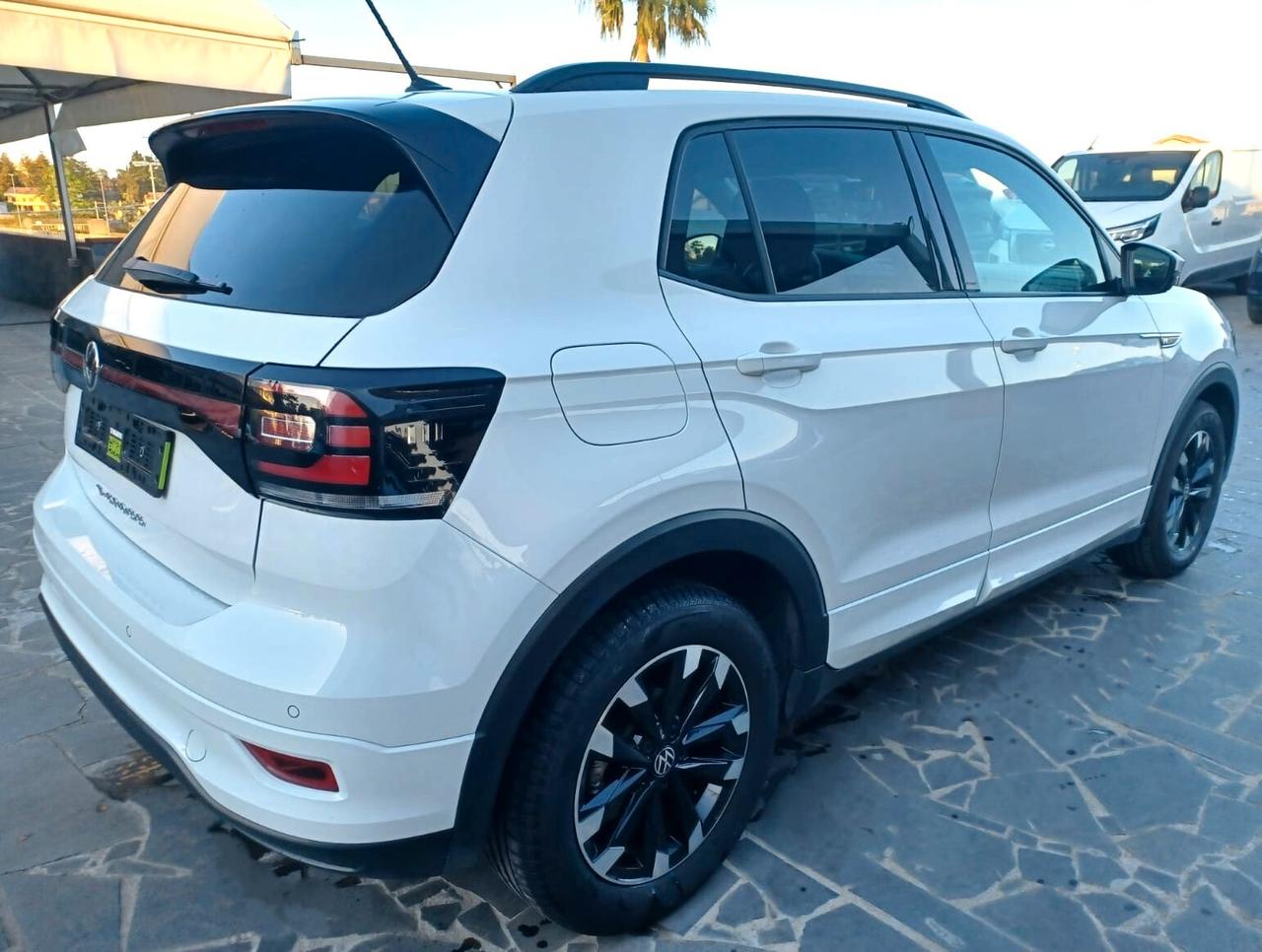 Volkswagen T-Cross 1.0 TSI 110 CV Sport