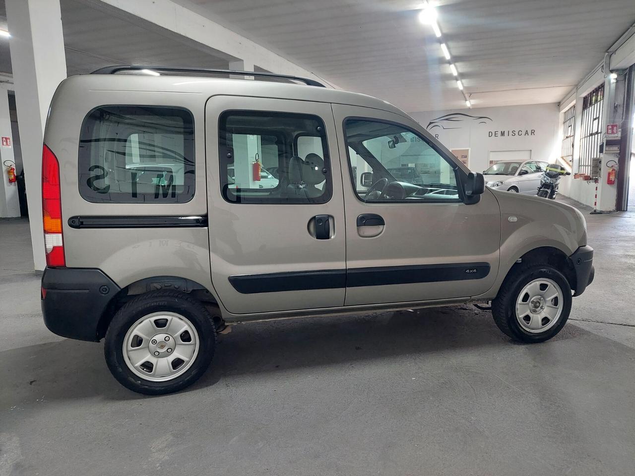 Renault Kangoo 1.6 16V 4x4 5p. Luxe