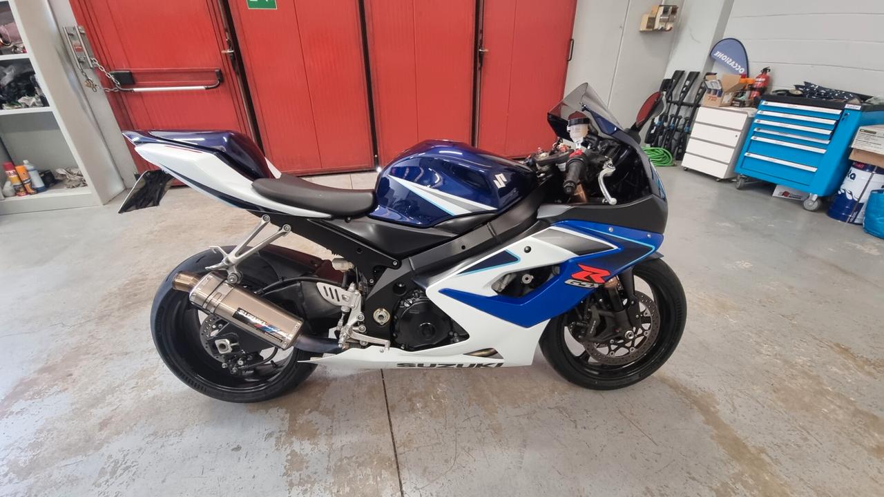 Suzuki GSX R 1000 Yoshimura k6