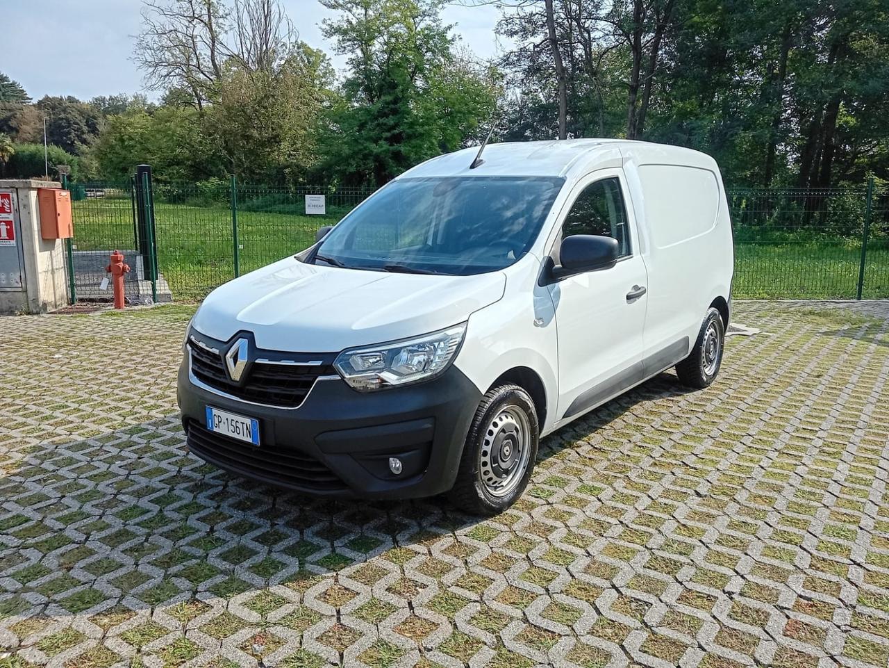 Renault Express 1.4 Blue dCi 95 Sensori*Aux*Usb