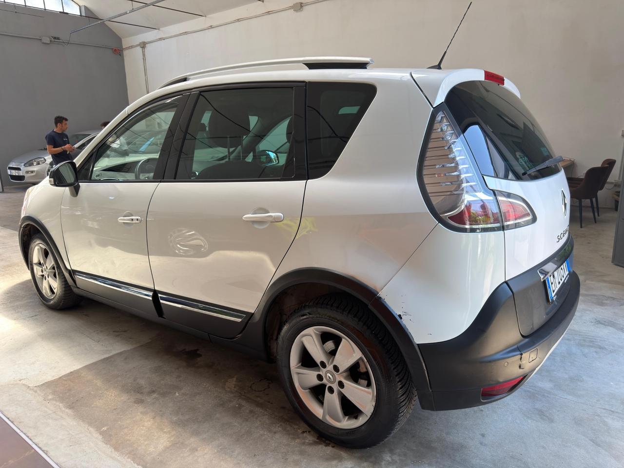 Renault Scenic Scénic XMod Cross 1.5 dCi
