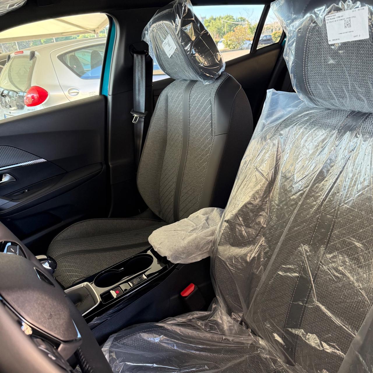 Peugeot 2008 Hybrid 110 e-DCS6 Allure