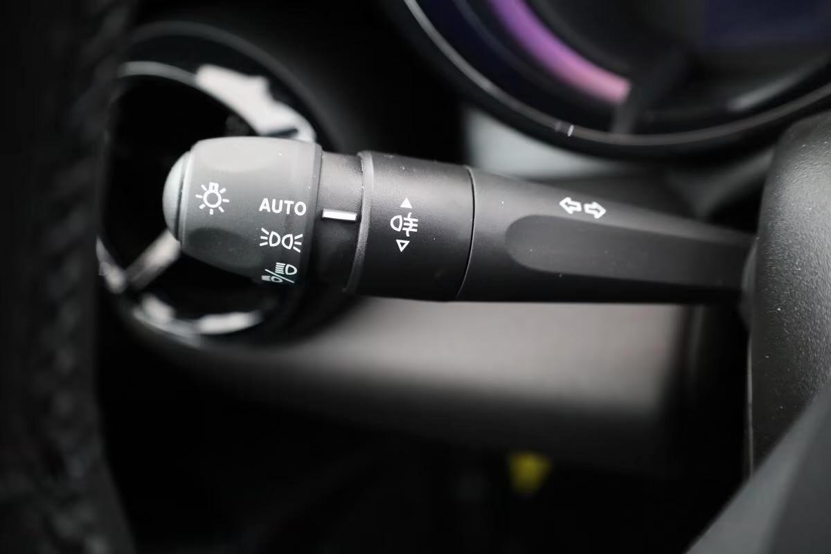 Alfa Romeo Junior 1.2 145 CV Hybrid eDCT6 Speciale