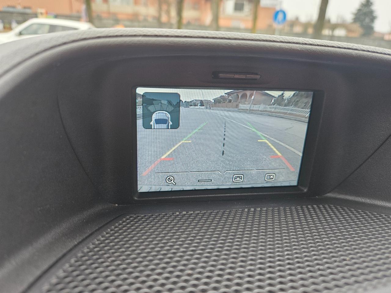 Ford Tourneo Custom 2.0 TDCi 130CV 8POSTI