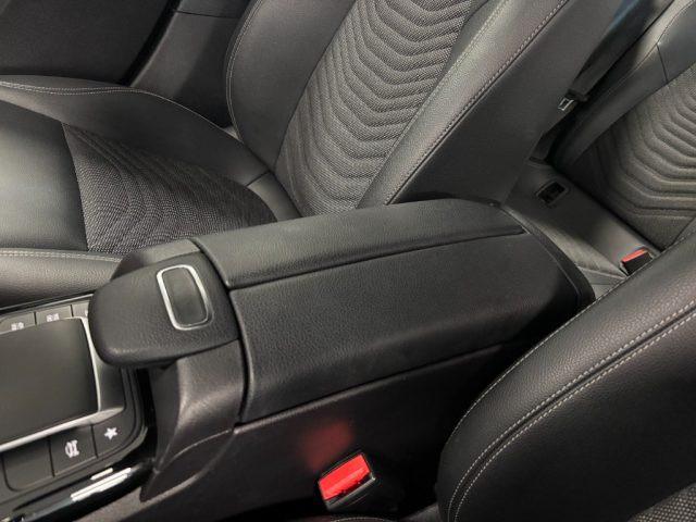 MERCEDES-BENZ A 180 d Executive Full Optional