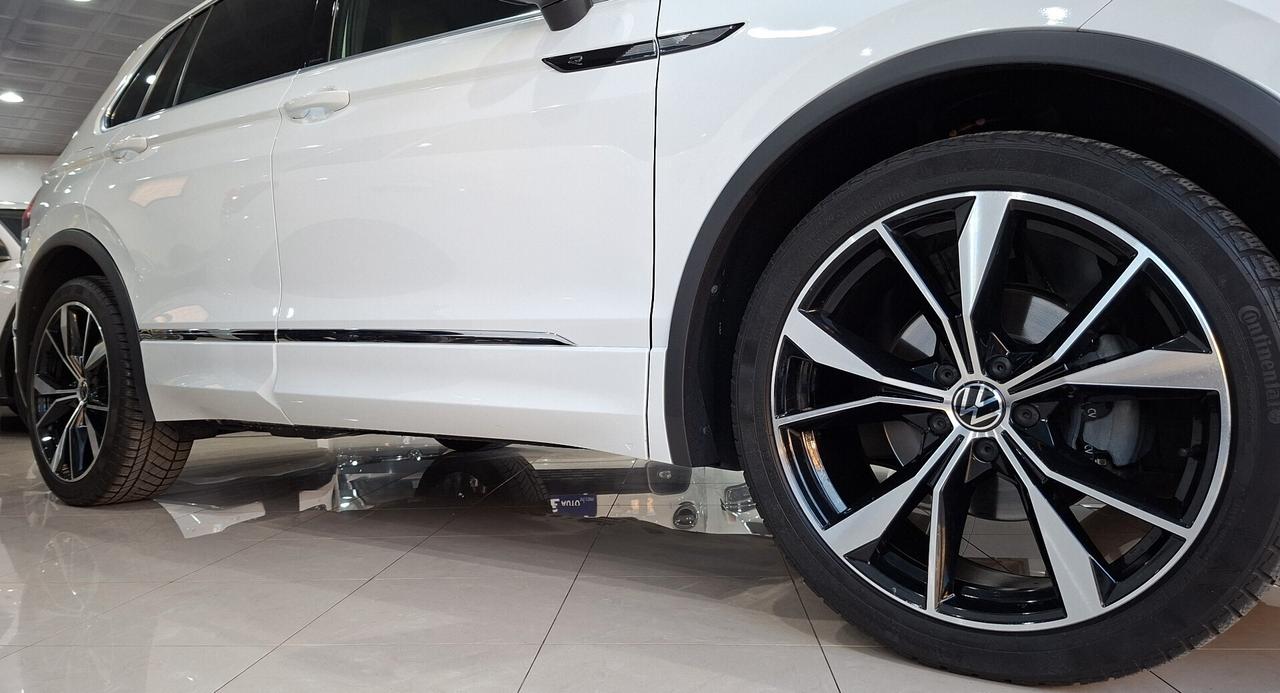 Volkswagen Tiguan 2.0 TDI SCR 150 CV DSG R-Line