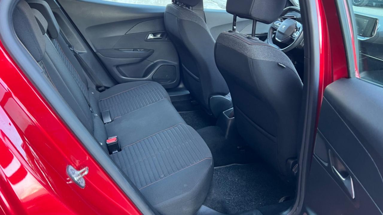 Peugeot 2008 PureTech 100 S&S Active