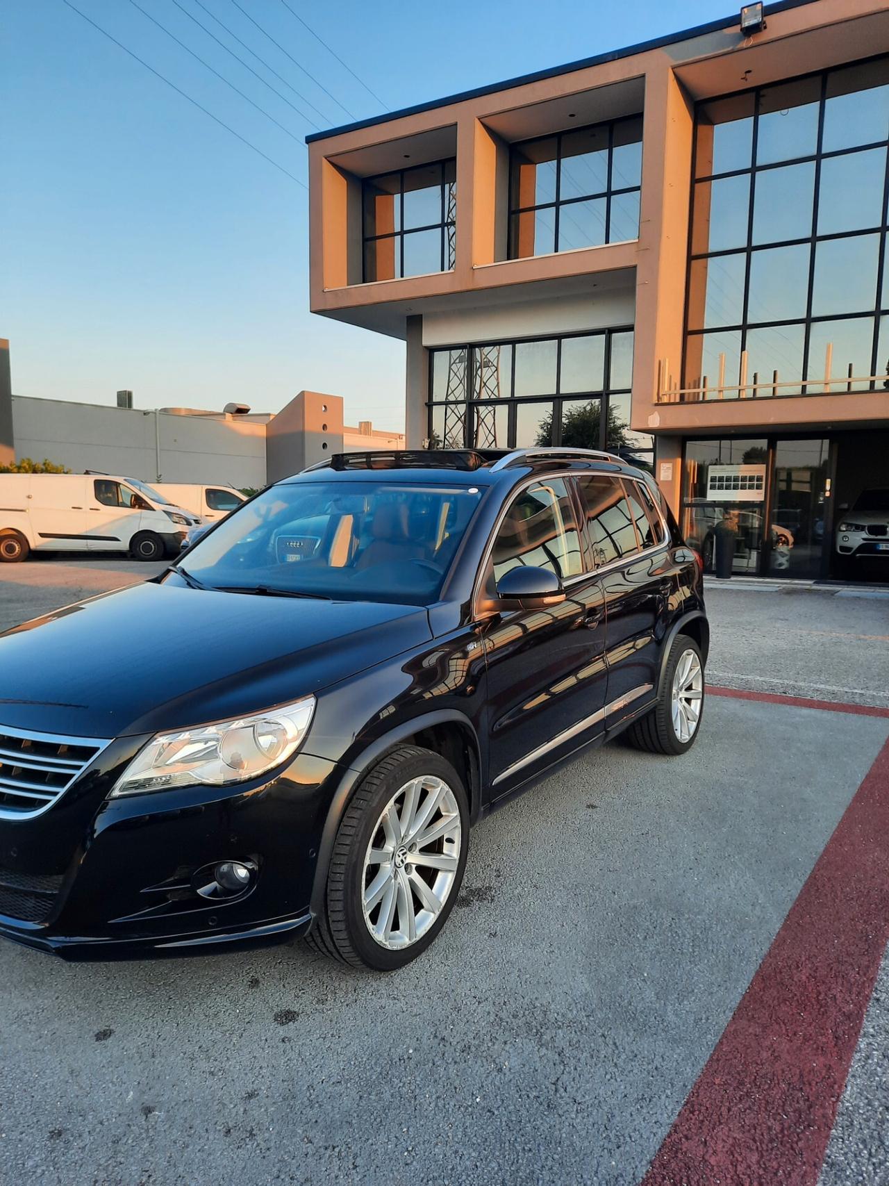 Volkswagen Tiguan 2.0 TDI 170 CV DPF 4MOTION R-Line