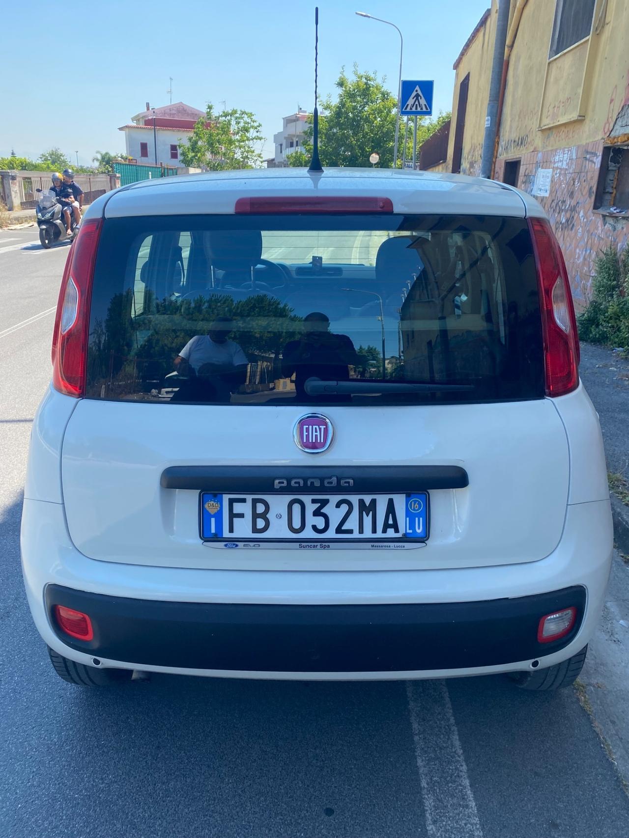 Fiat Panda Natural Power 2016 Lounge Full