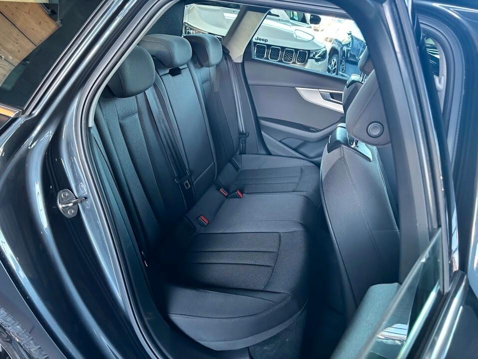 Audi A4 Avant 35 2.0 TFSI 150cv S tronic Business Advanced