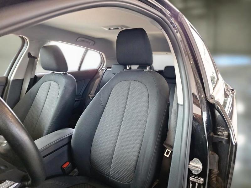 BMW 116 BUSINESS ADVANTAGE AUTO 5 PORTE BERLINA