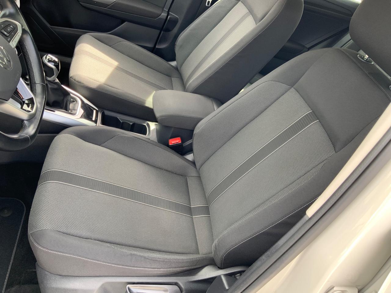 Volkswagen T-Roc 1.0 TSI Life