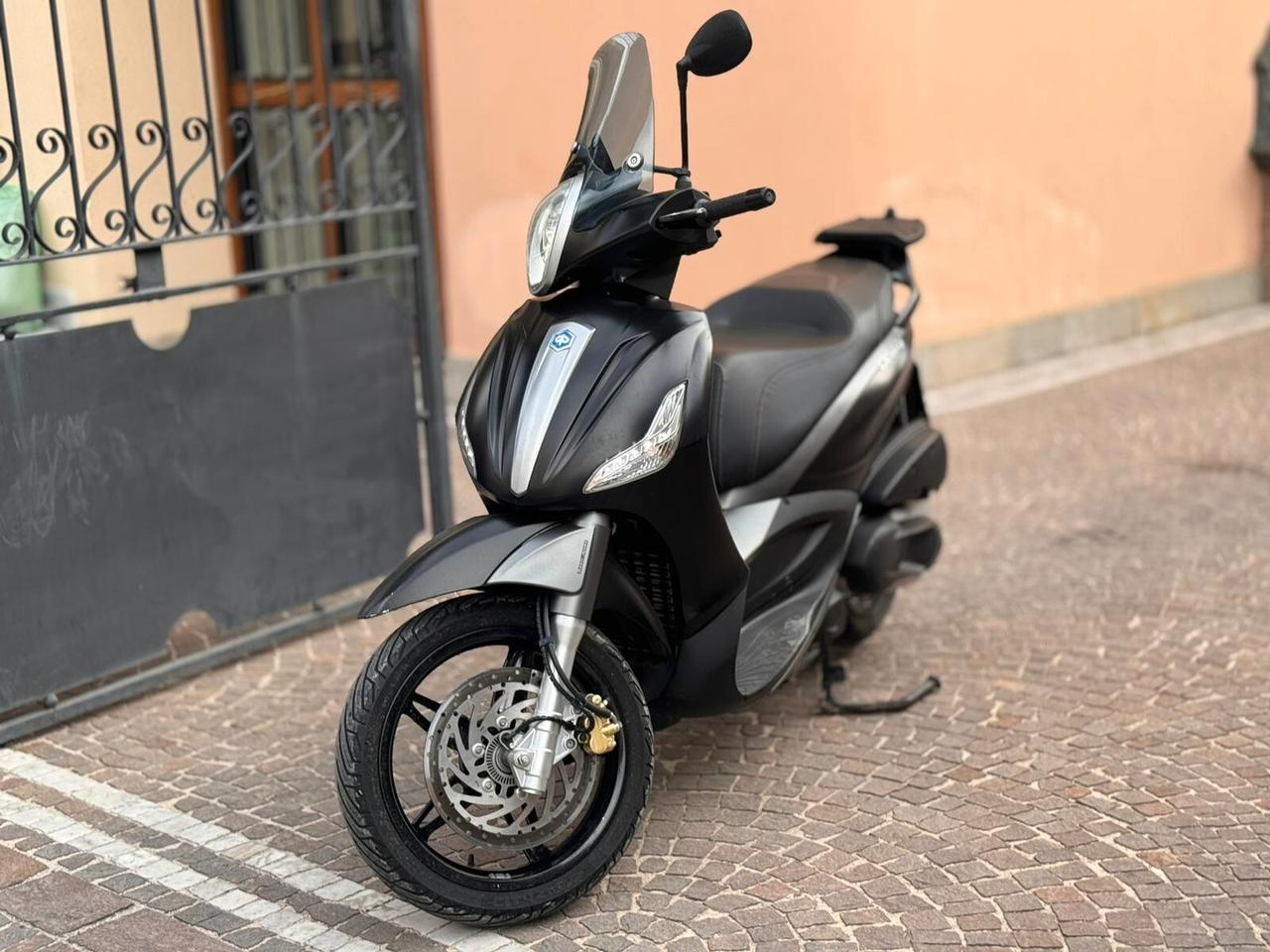 Piaggio Beverly 350 SPORT TOURING