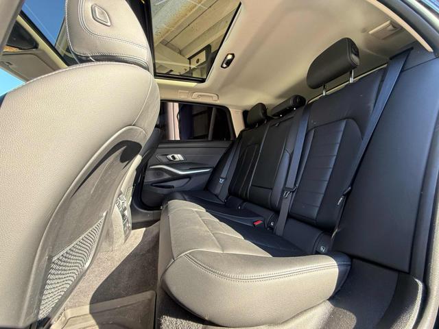 BMW 330 d Sport x drive 24 MESIGARANZIA