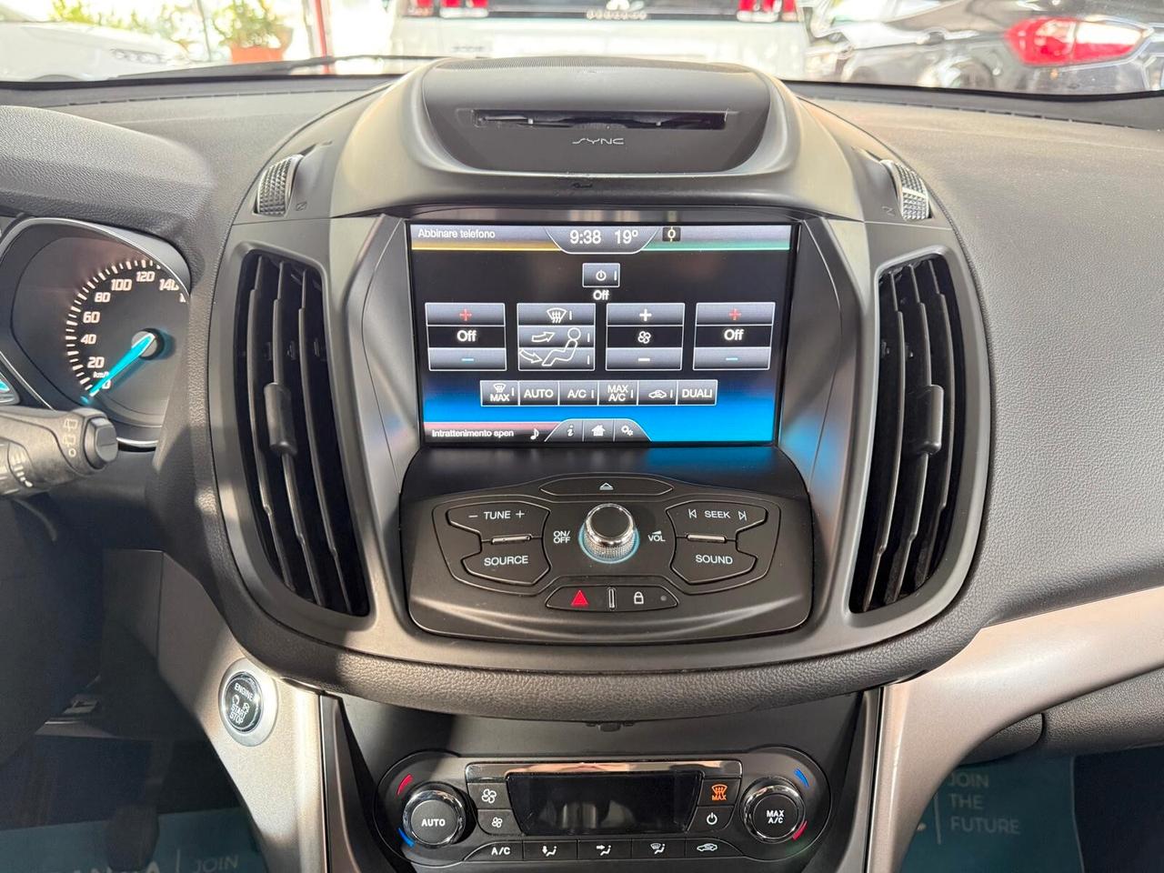 Ford Kuga 2.0 TDCI 150 CV S&S 2WD Business