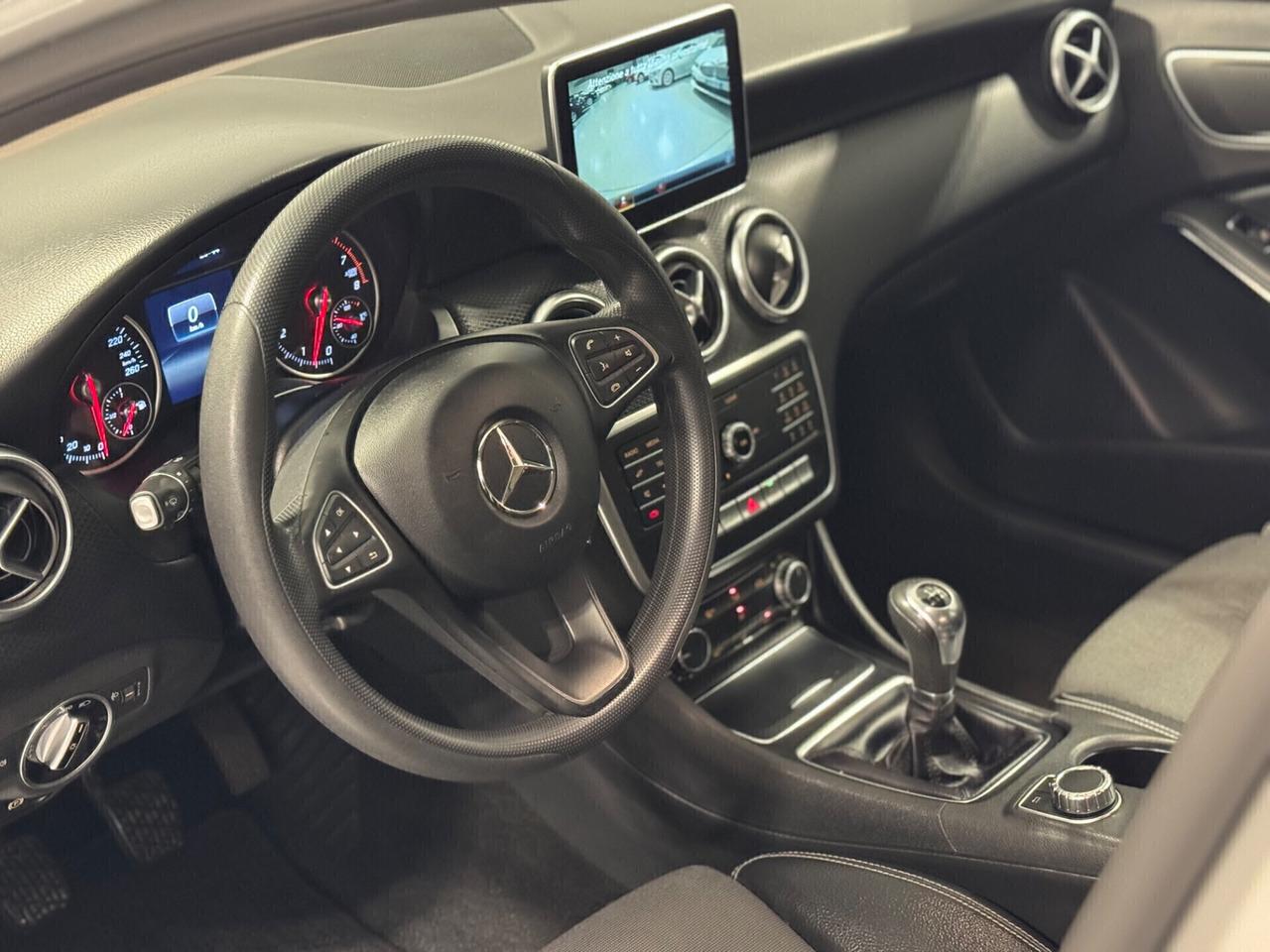 Mercedes-benz A 180 Manuale