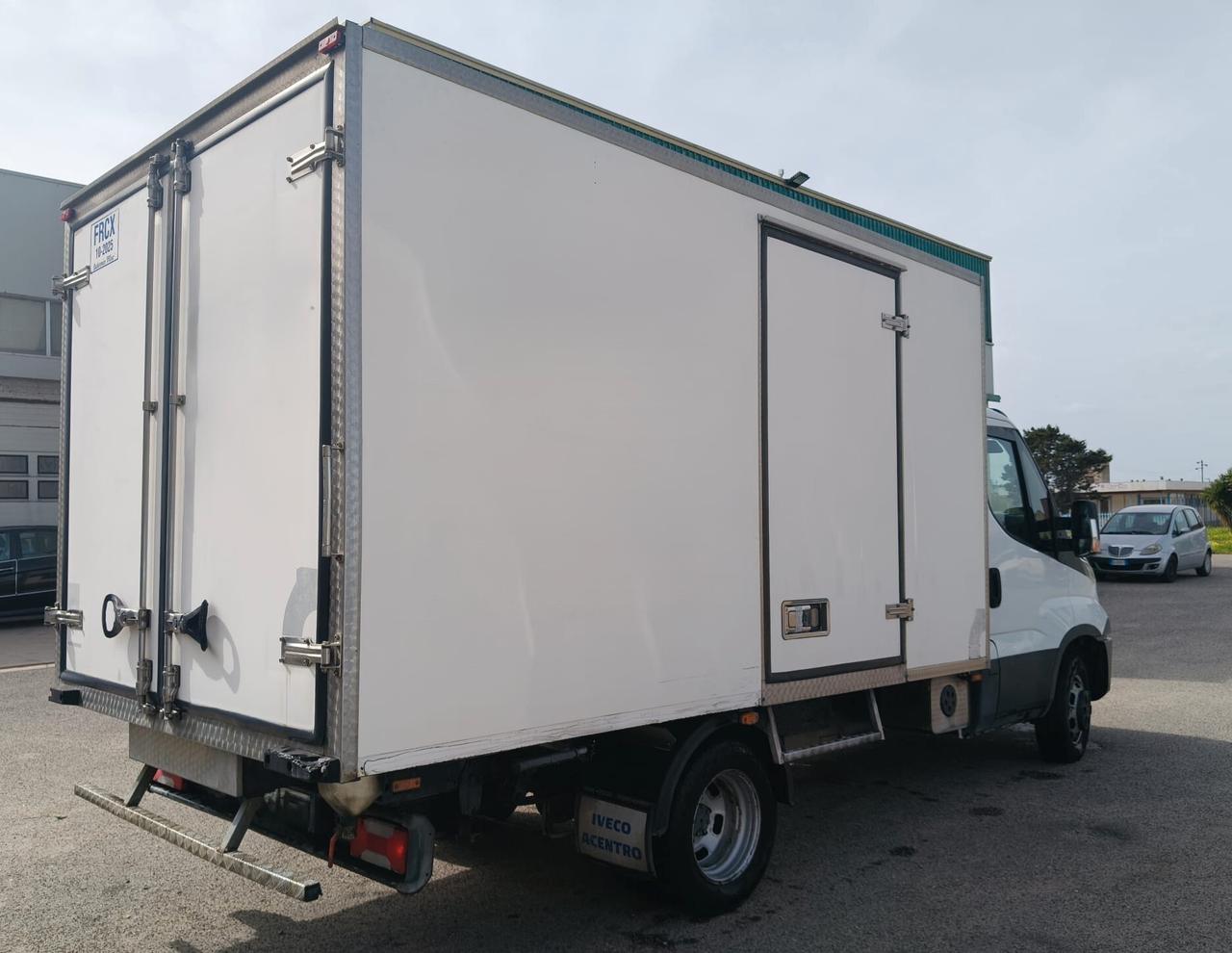 Iveco Daily 35c18 isotermico con gruppo frigo