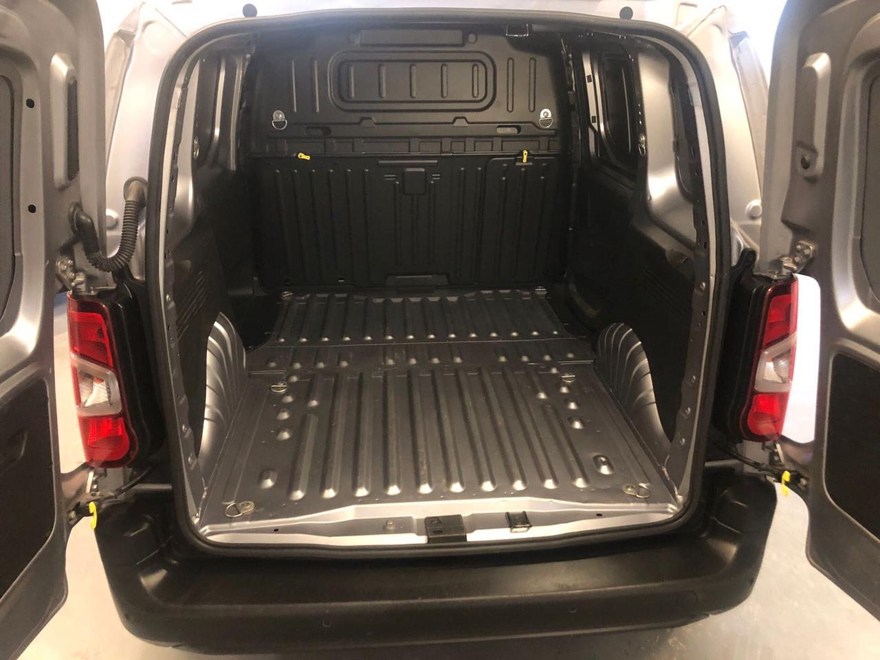 Citroen BERLINGO 3 Posti 1.5 Hdi 130CV AT8