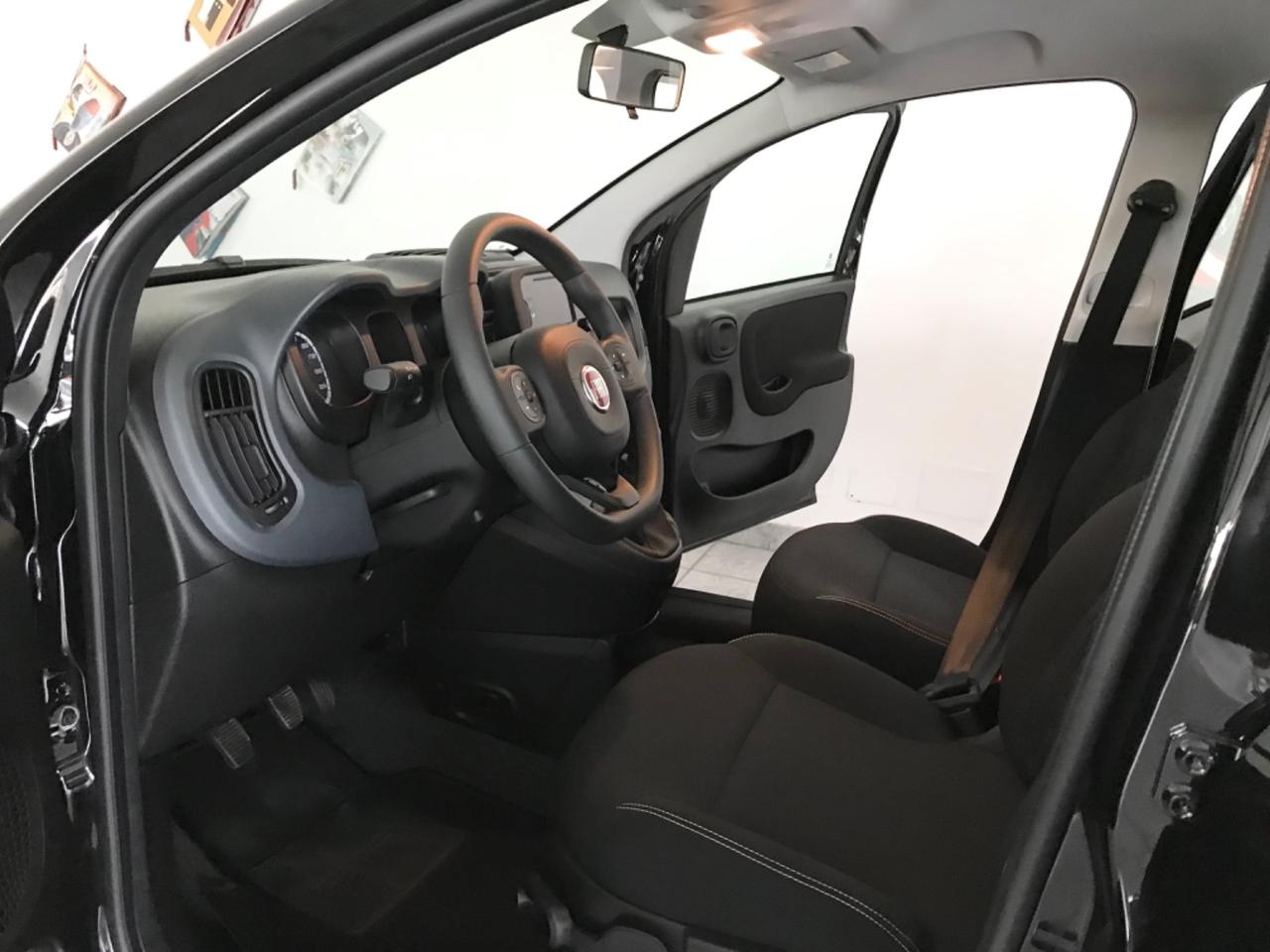 Fiat Panda 1.0 City Look Black Hybrid