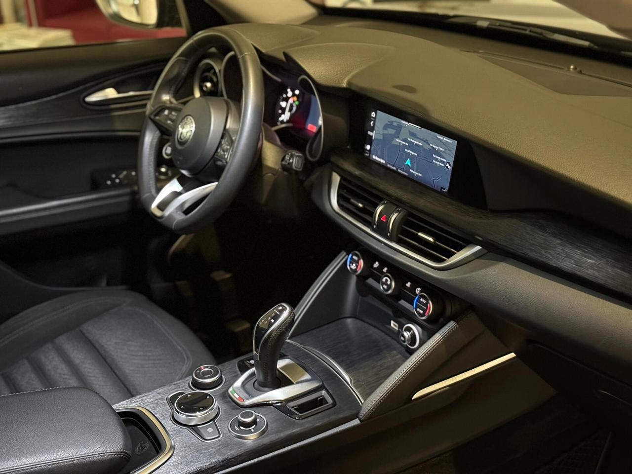 Alfa Romeo Stelvio 2.2 Turbodiesel 160 CV AT8 RWD Business