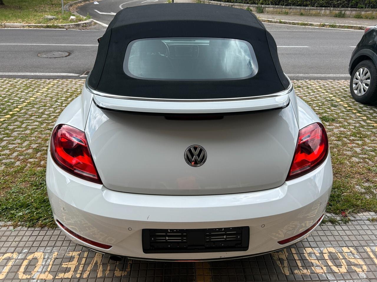 Volkswagen Maggiolino Cabrio /SOUND/Led/Navi/17''/Tagliandi uff