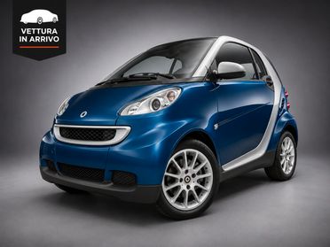 Smart ForTwo 1000 52 kW MHD coupé pure