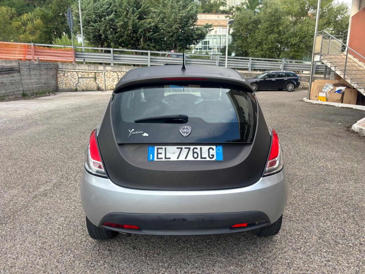 Lancia Ypsilon 1.2 69 CV 5 porte S&S Silver