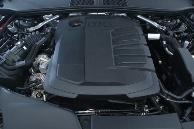 AUDI A5 Avant TDI quattro Stronic mHEV+ S Line edition ONE