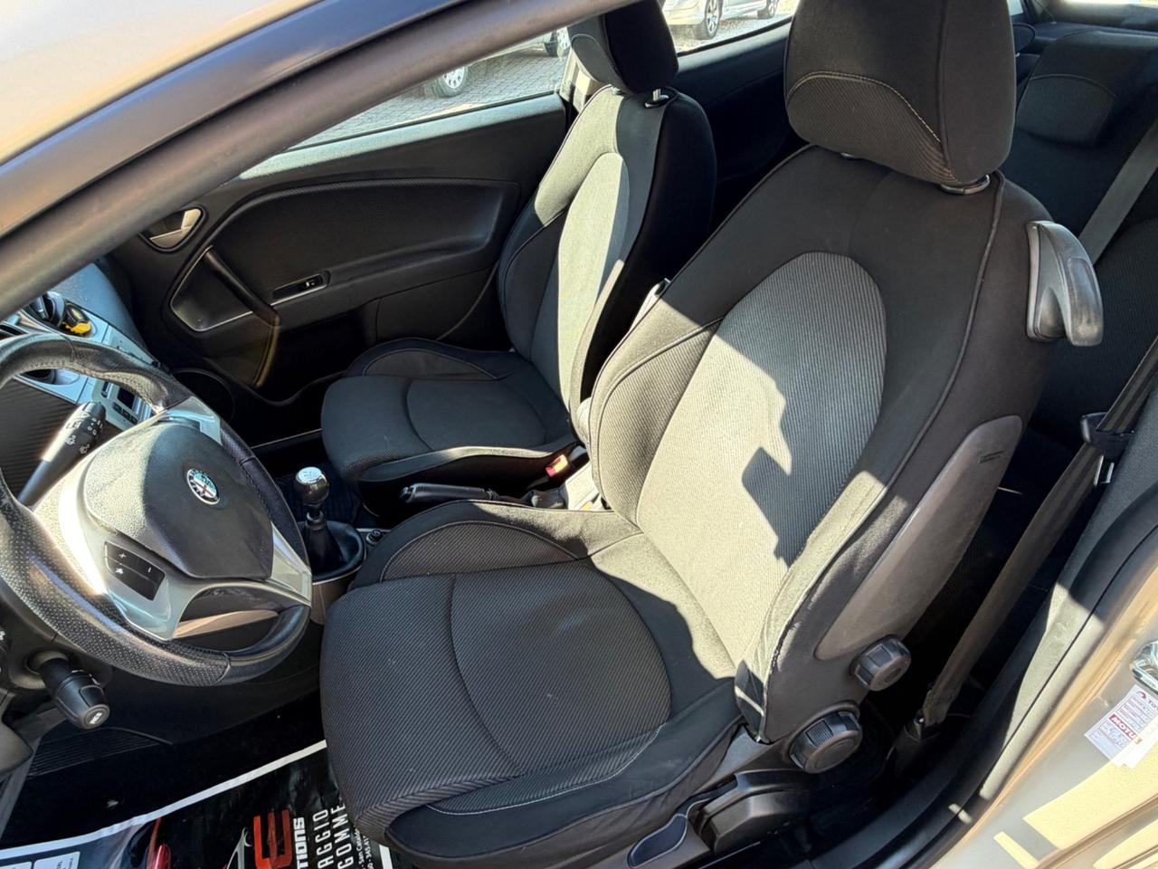 Alfa Romeo MiTo 1.3 JTDm-2 95 CV S&S Distinctive