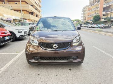 Smart ForTwo 70 1.0 twinamic cabrio Perfect LED PDC BLUETOOTH CERCHI 16 PELLE SOLO 25000 KM